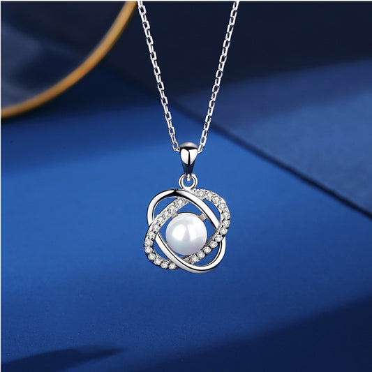 Fashion Four Leaf Clover Pearl Necklace Clavicle Chain Pendant Jewelry